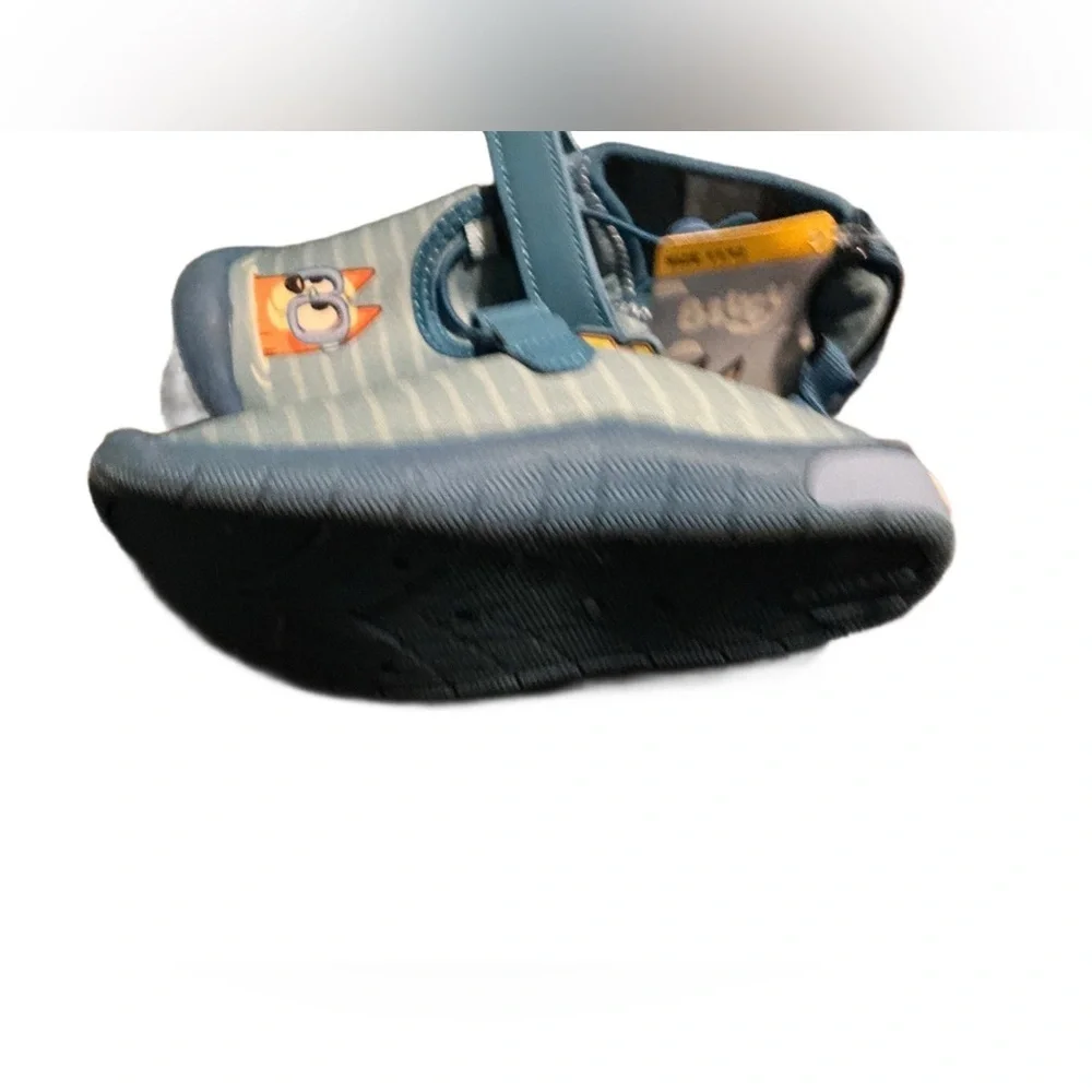 Kids Water Bluey Shoes - NWT